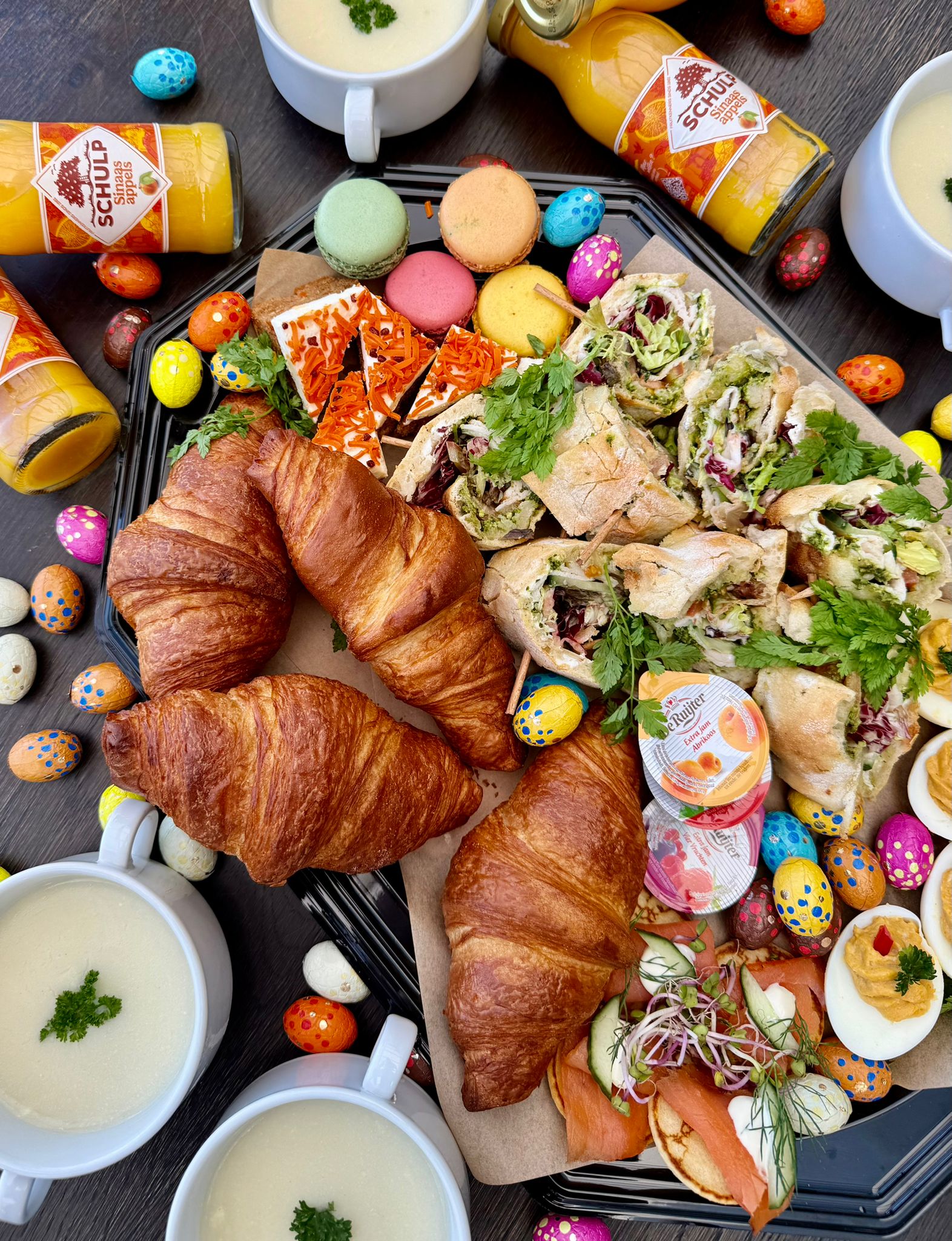 Logo PaasBrunchCup (catering Sneek)