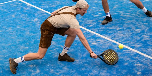 Logo Oktoberfest Padeltoernooi